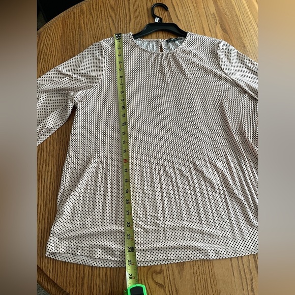 ADRIANNA Papell Bell Sleeve Shirt Size L - Picture 10 of 10